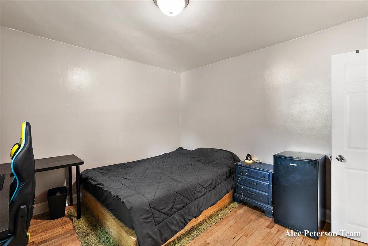 1473 Center Street Muskegon MI 49442