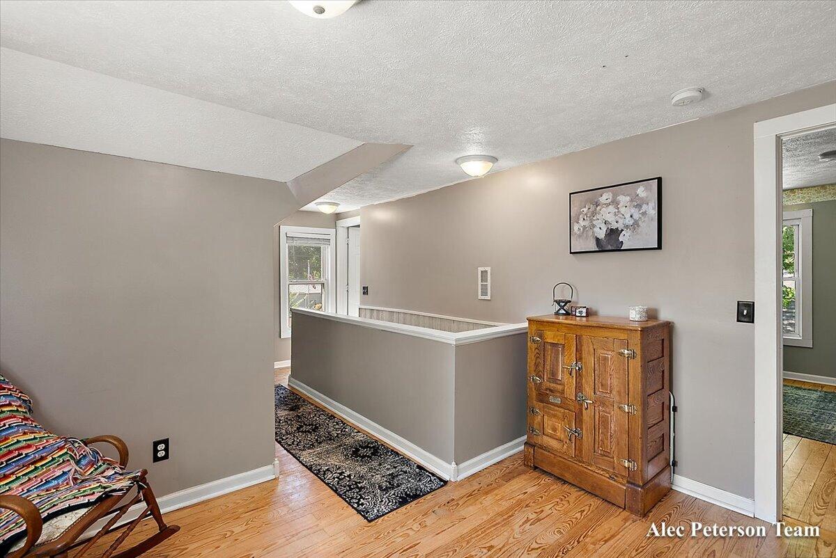 1473 Center Street Muskegon MI 49442