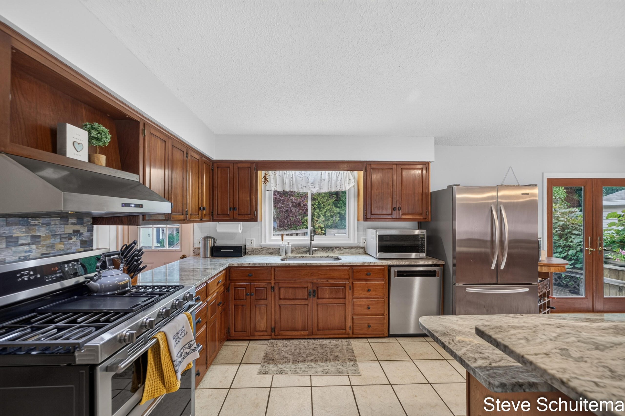 1870 Hendrick Road Norton Shores MI 49441