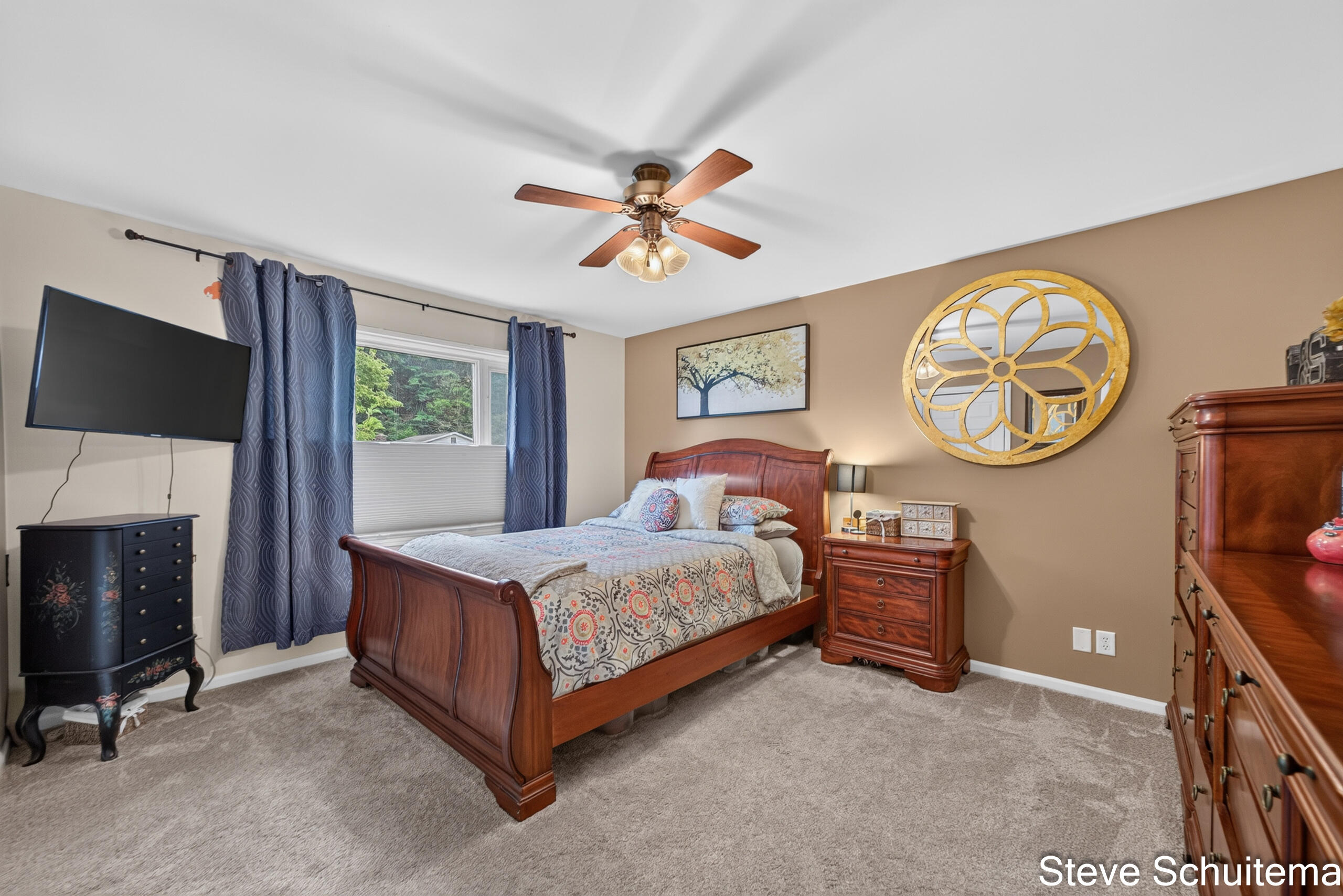 1870 Hendrick Road Norton Shores MI 49441