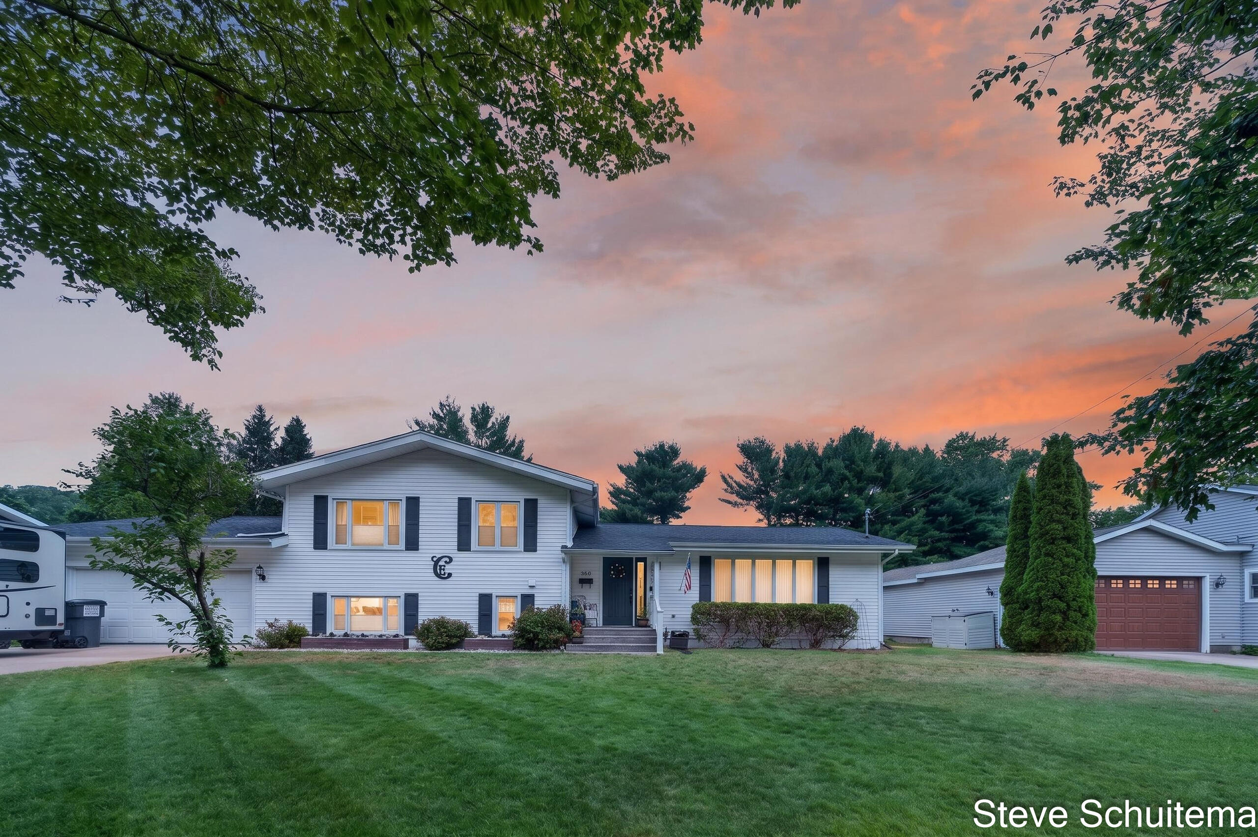 1870 Hendrick Road Norton Shores MI 49441