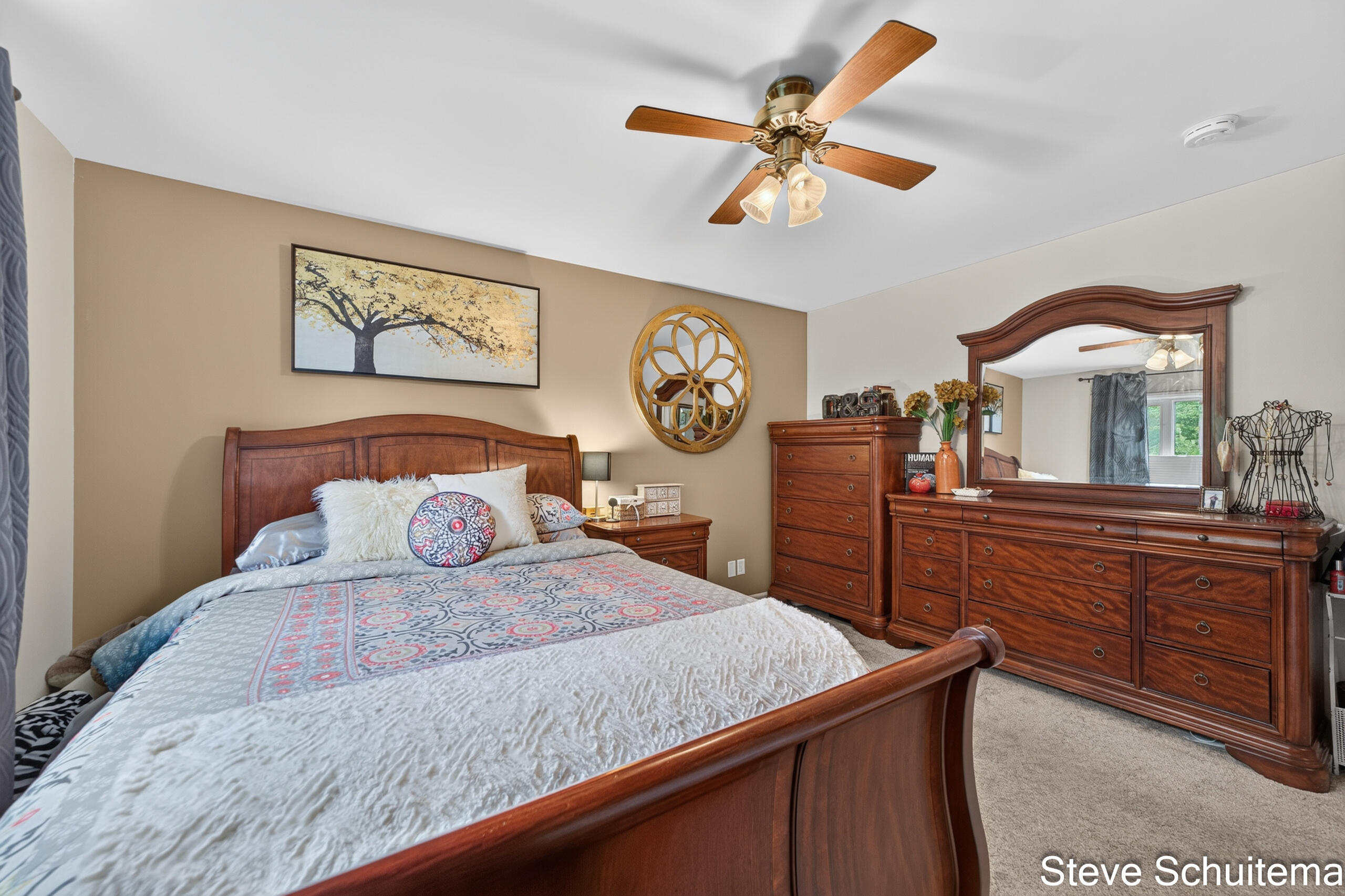 1870 Hendrick Road Norton Shores MI 49441