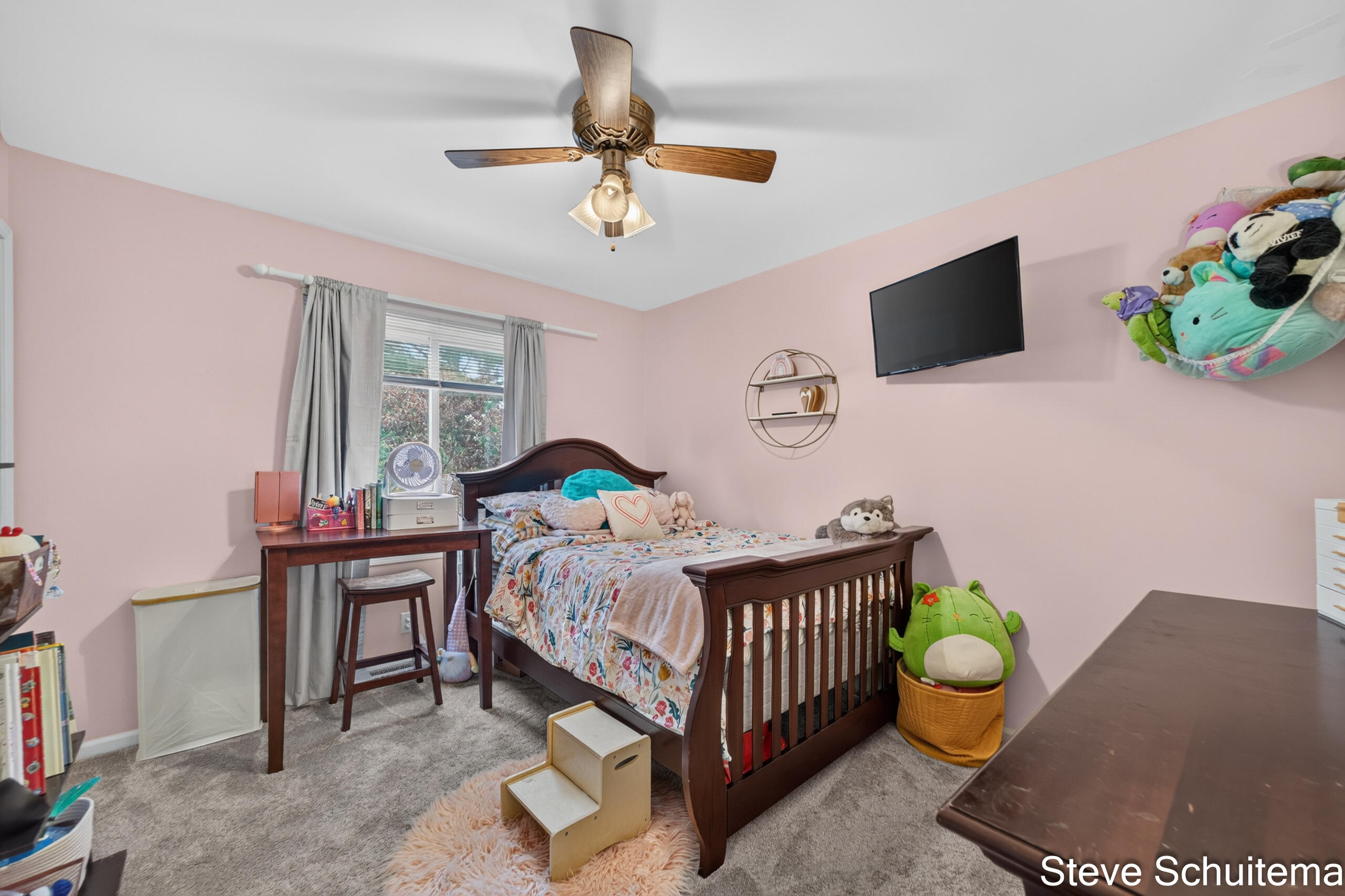 1870 Hendrick Road Norton Shores MI 49441