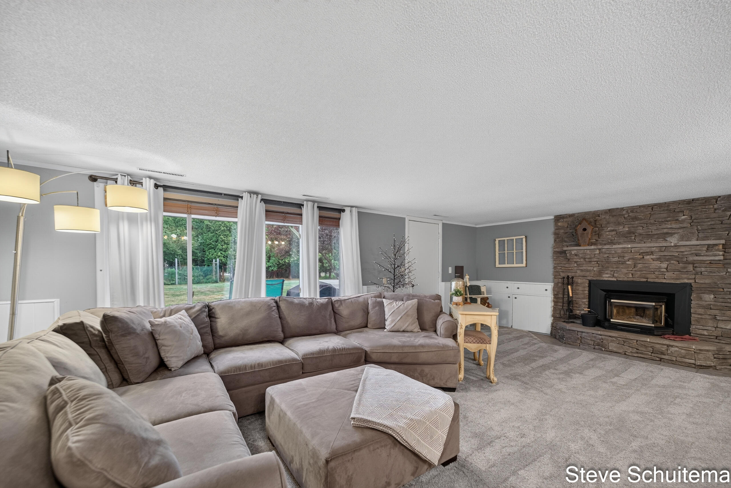 1870 Hendrick Road Norton Shores MI 49441