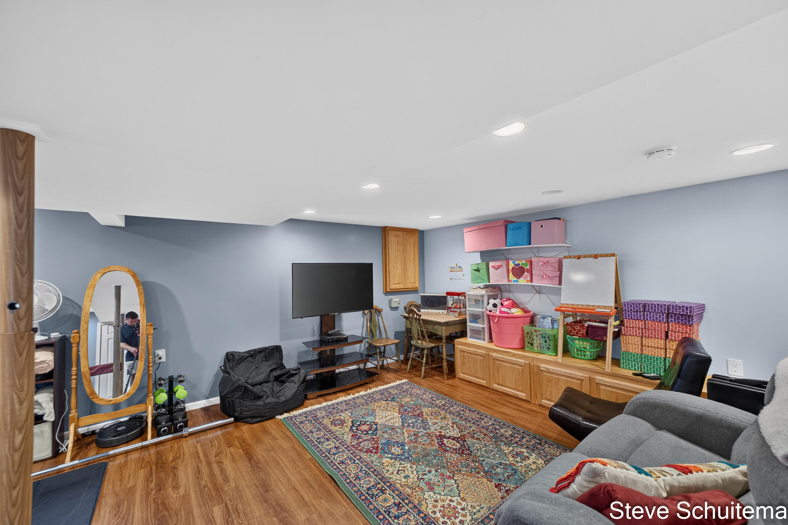 1870 Hendrick Road Norton Shores MI 49441