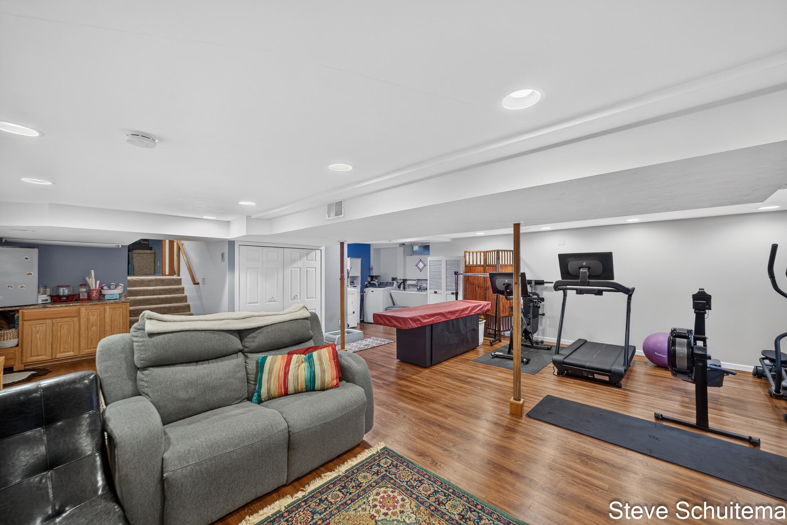 1870 Hendrick Road Norton Shores MI 49441