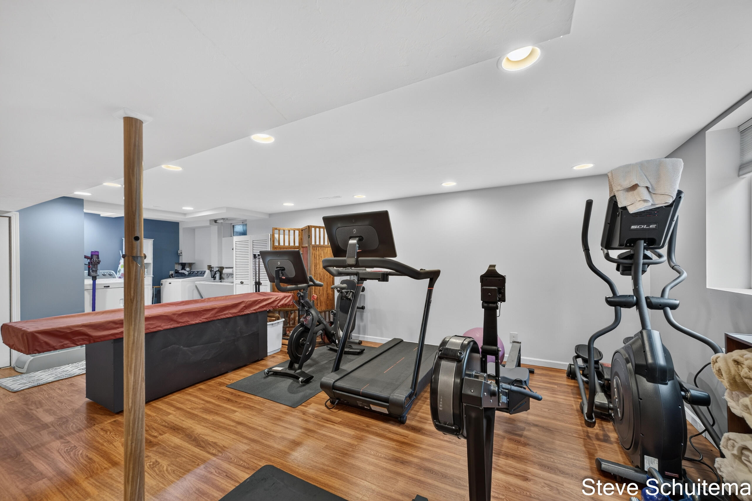 1870 Hendrick Road Norton Shores MI 49441