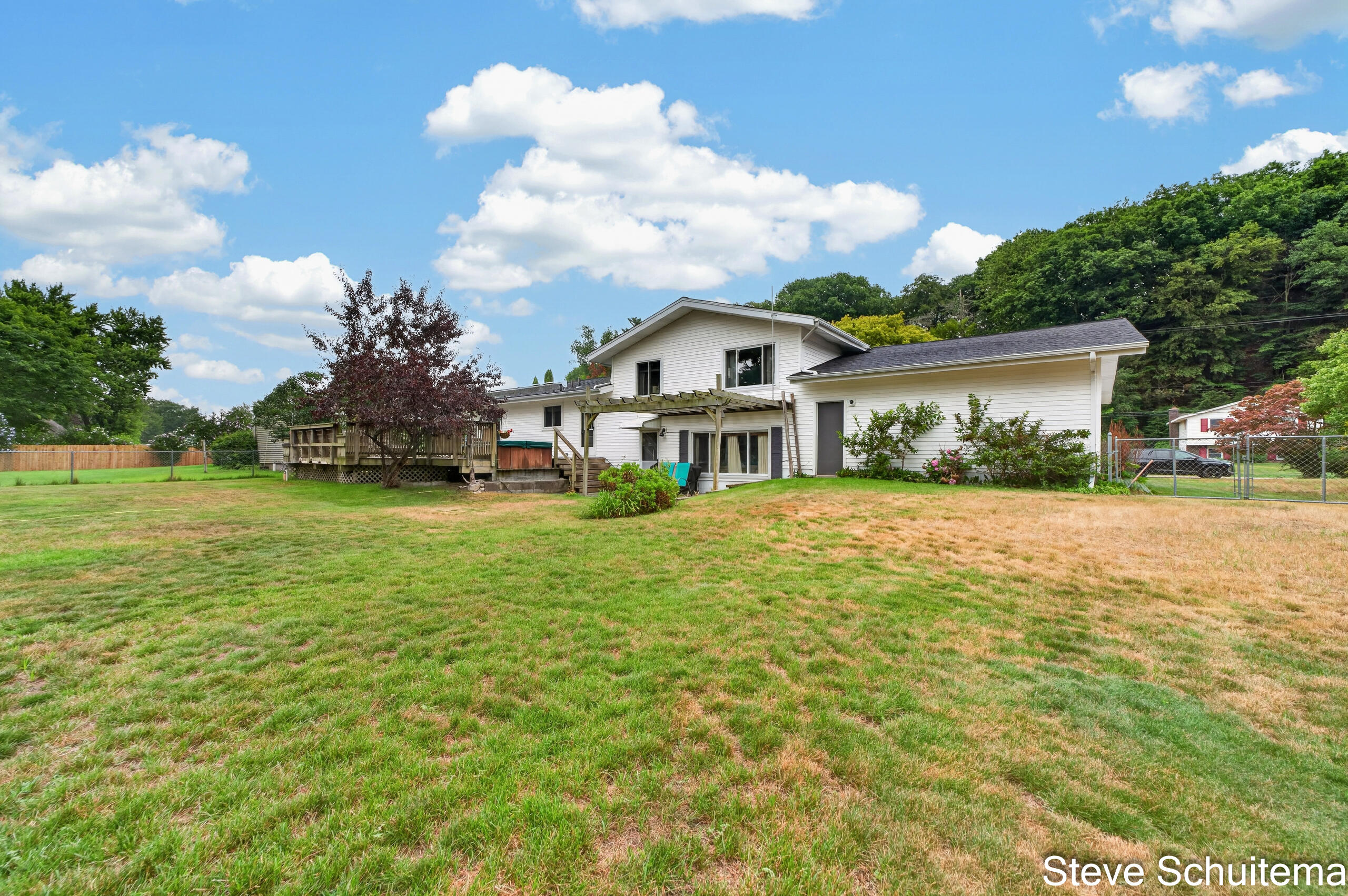 1870 Hendrick Road Norton Shores MI 49441