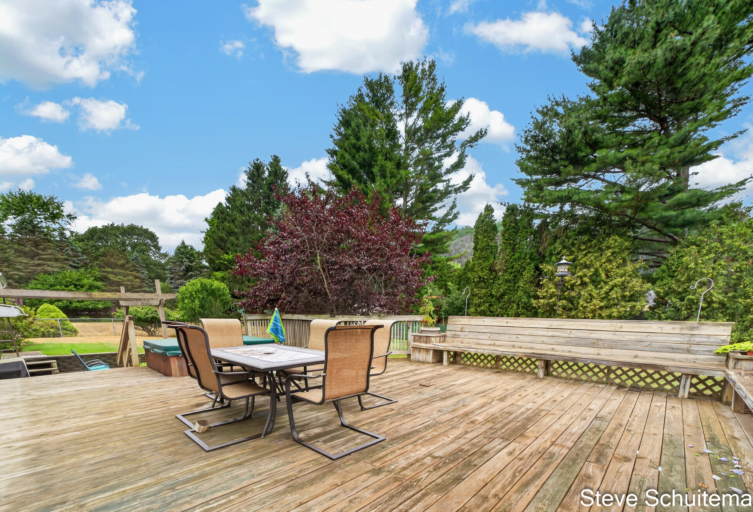 1870 Hendrick Road Norton Shores MI 49441