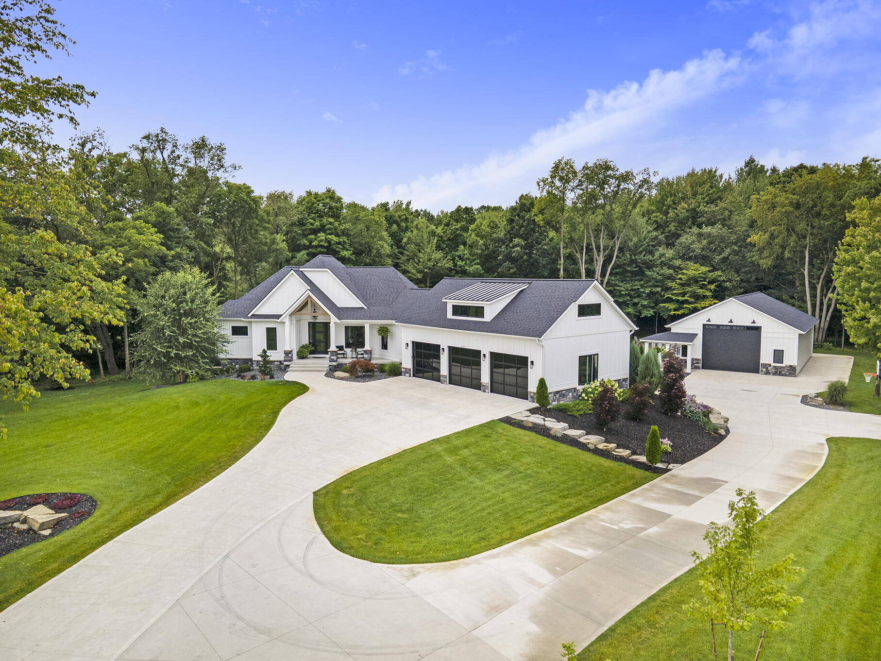 4564 34th Street Zeeland MI 49464