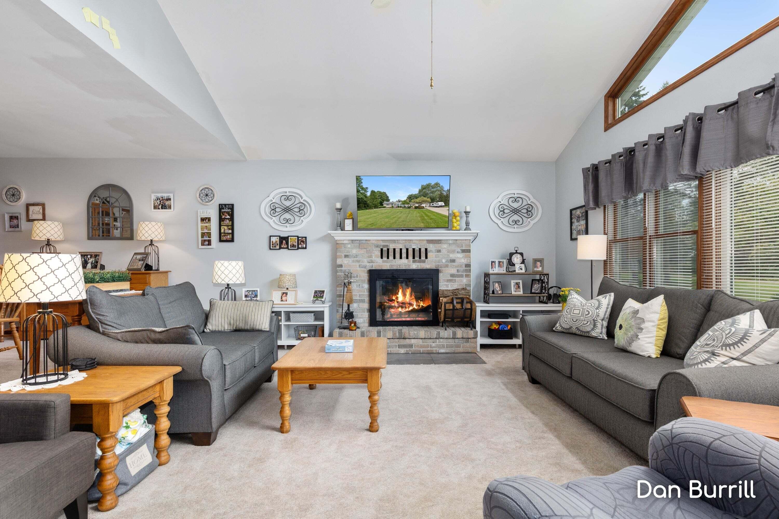 10679 Keystone Drive NE Ada MI 49301
