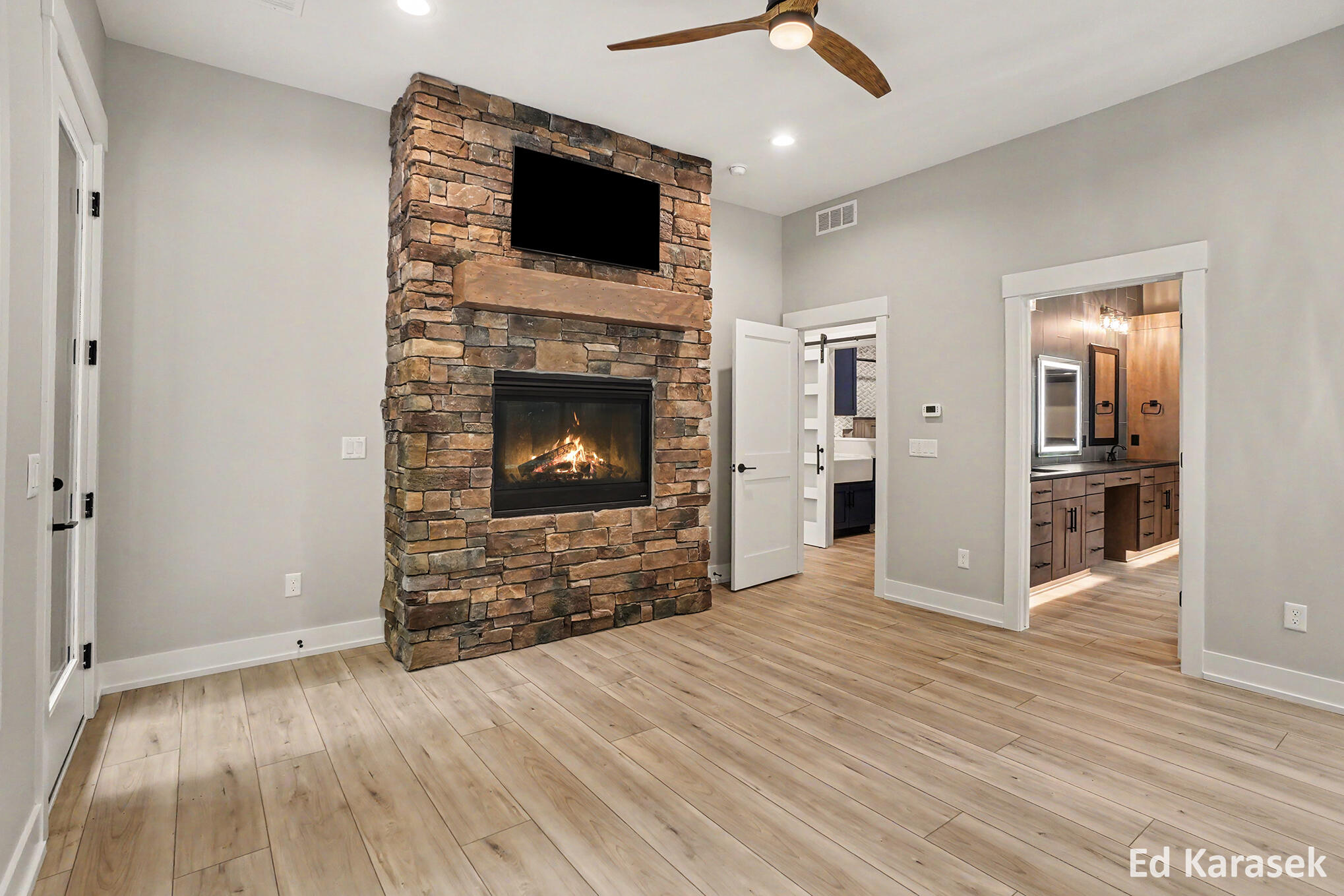 3365 Palmer Drive Saugatuck MI 49453