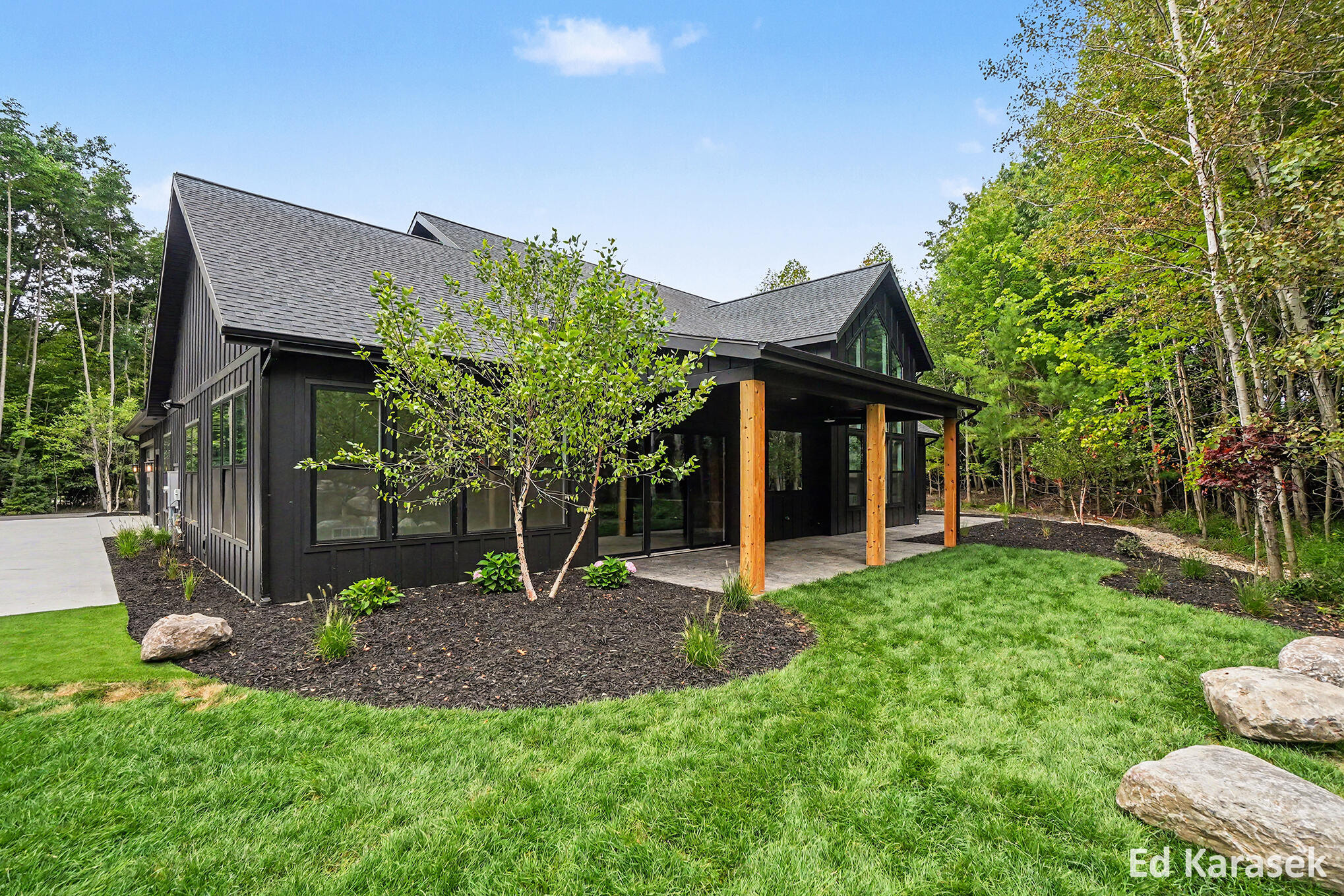 3365 Palmer Drive Saugatuck MI 49453