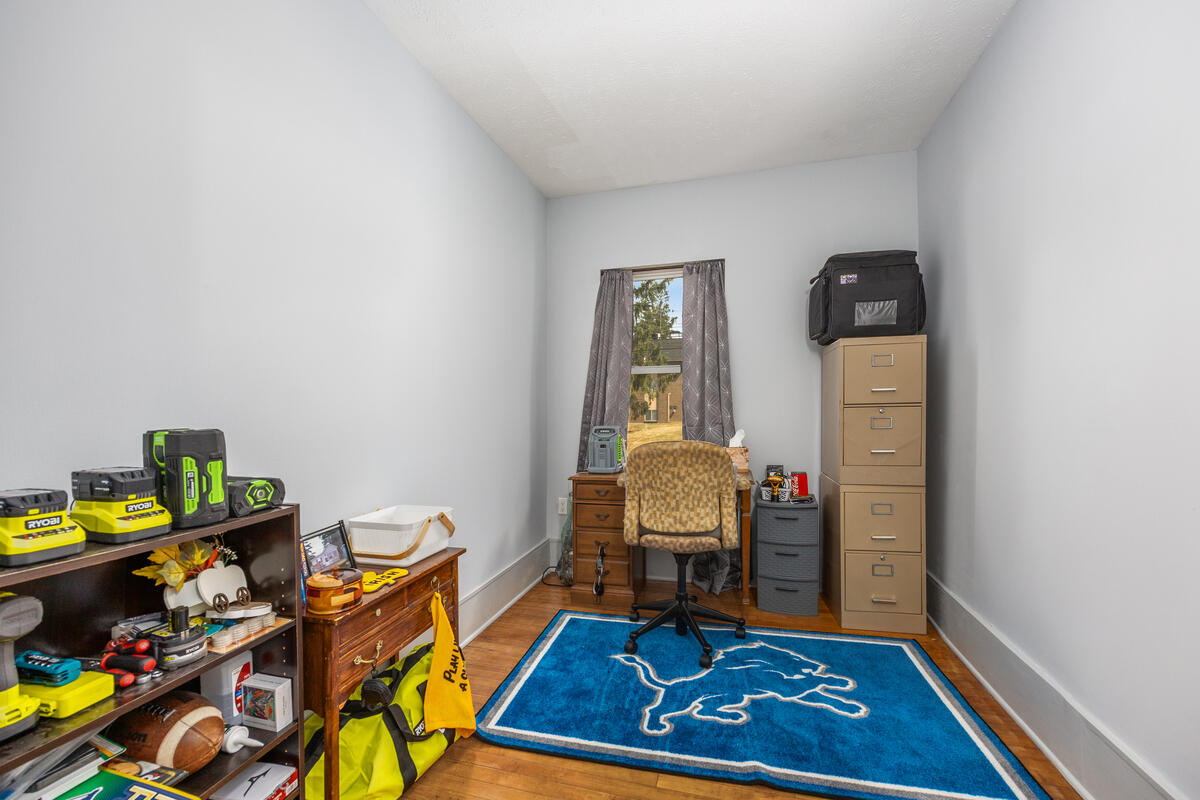 852 Leonard Street NE Grand Rapids MI 49503