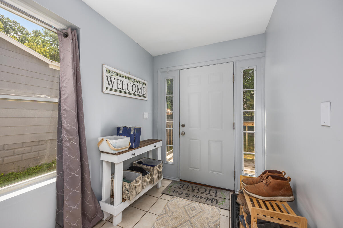852 Leonard Street NE Grand Rapids MI 49503