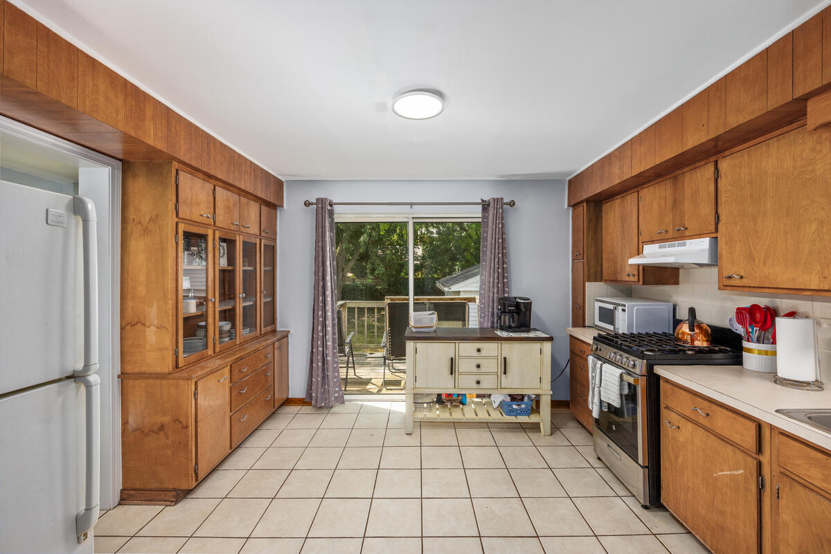 852 Leonard Street NE Grand Rapids MI 49503