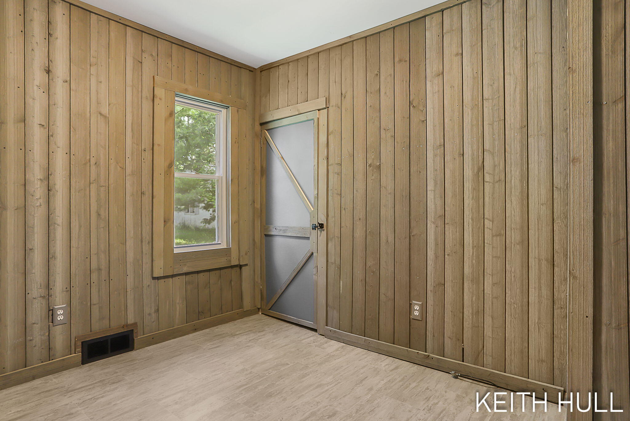 1328 Maplerow Avenue NW Grand Rapids MI 49534