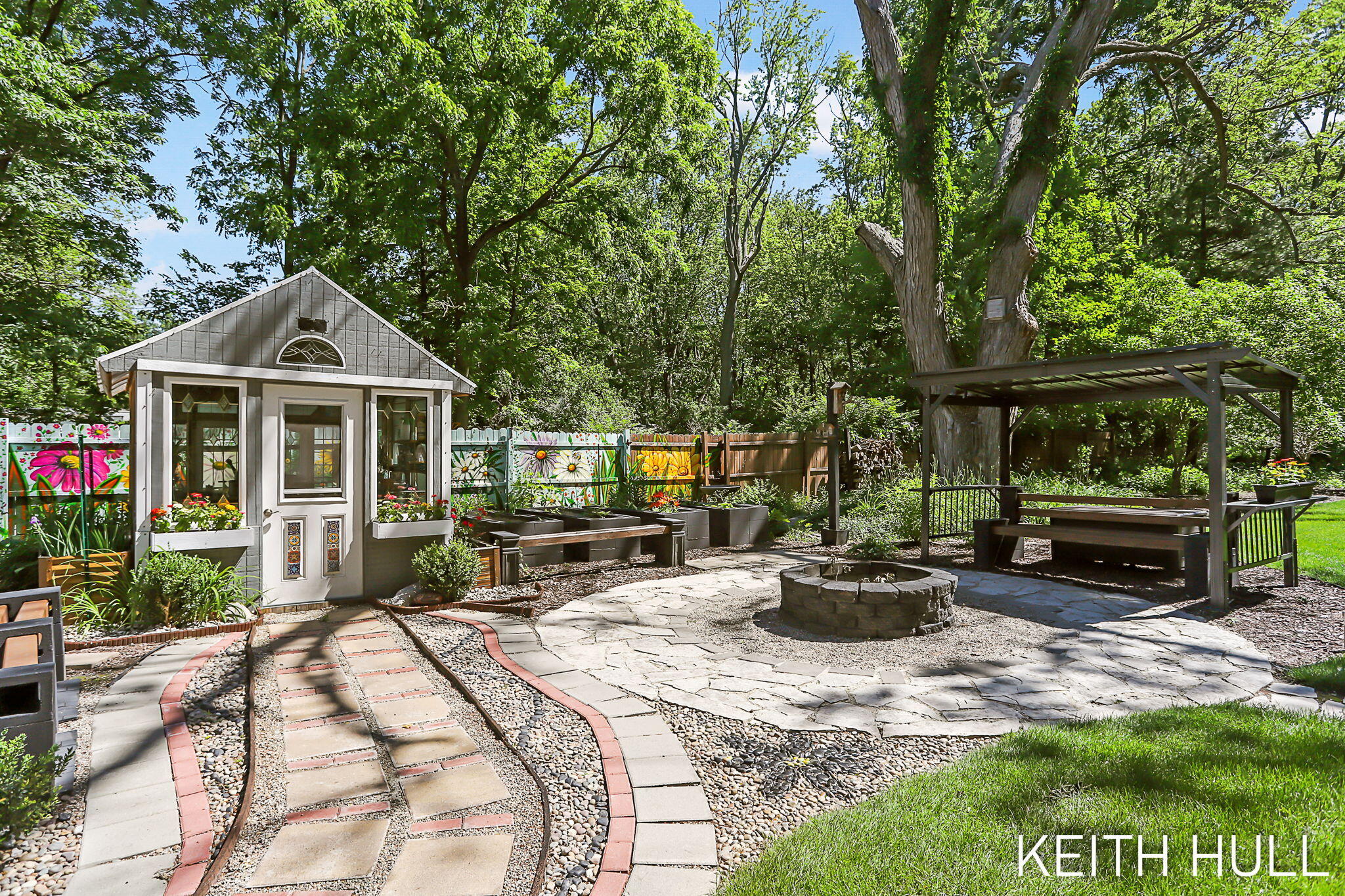 1328 Maplerow Avenue NW Grand Rapids MI 49534