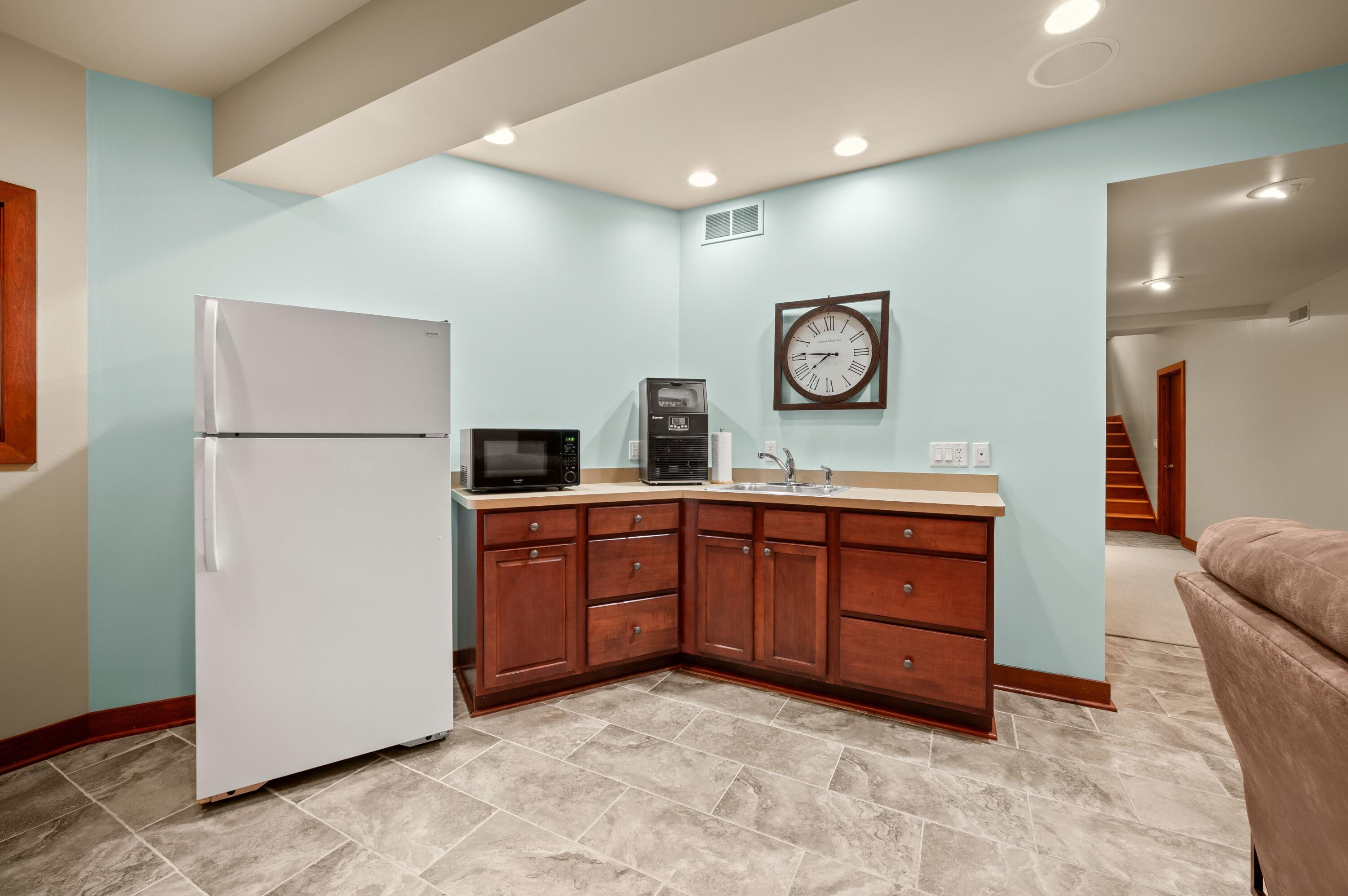 12760 Highland Shores Drive Sawyer MI 49125