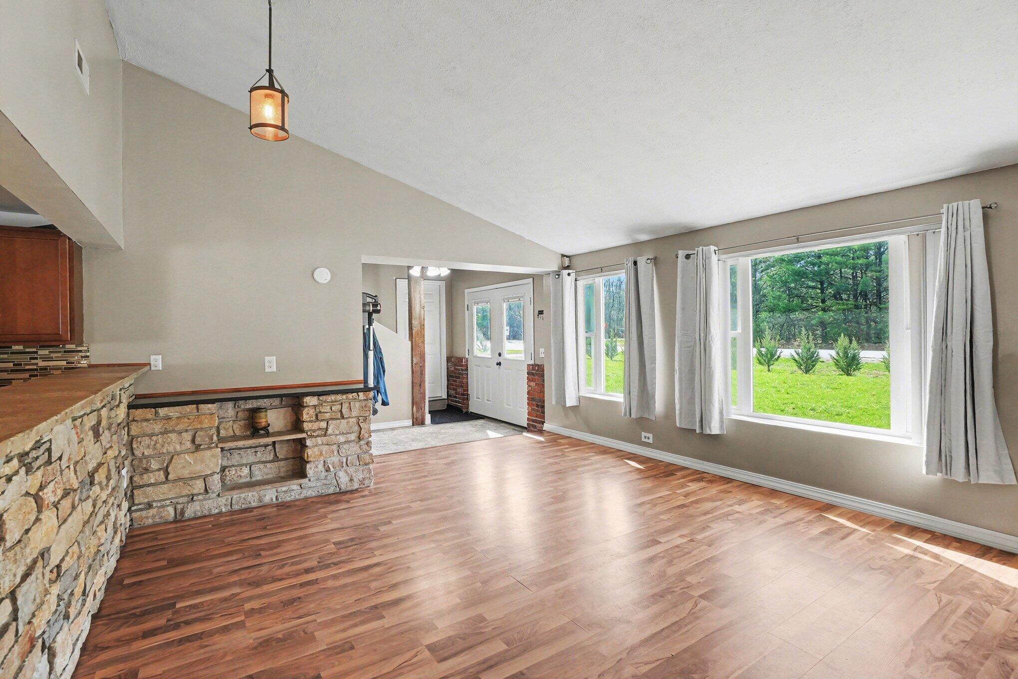 184 E Tyler Road Muskegon MI 49445