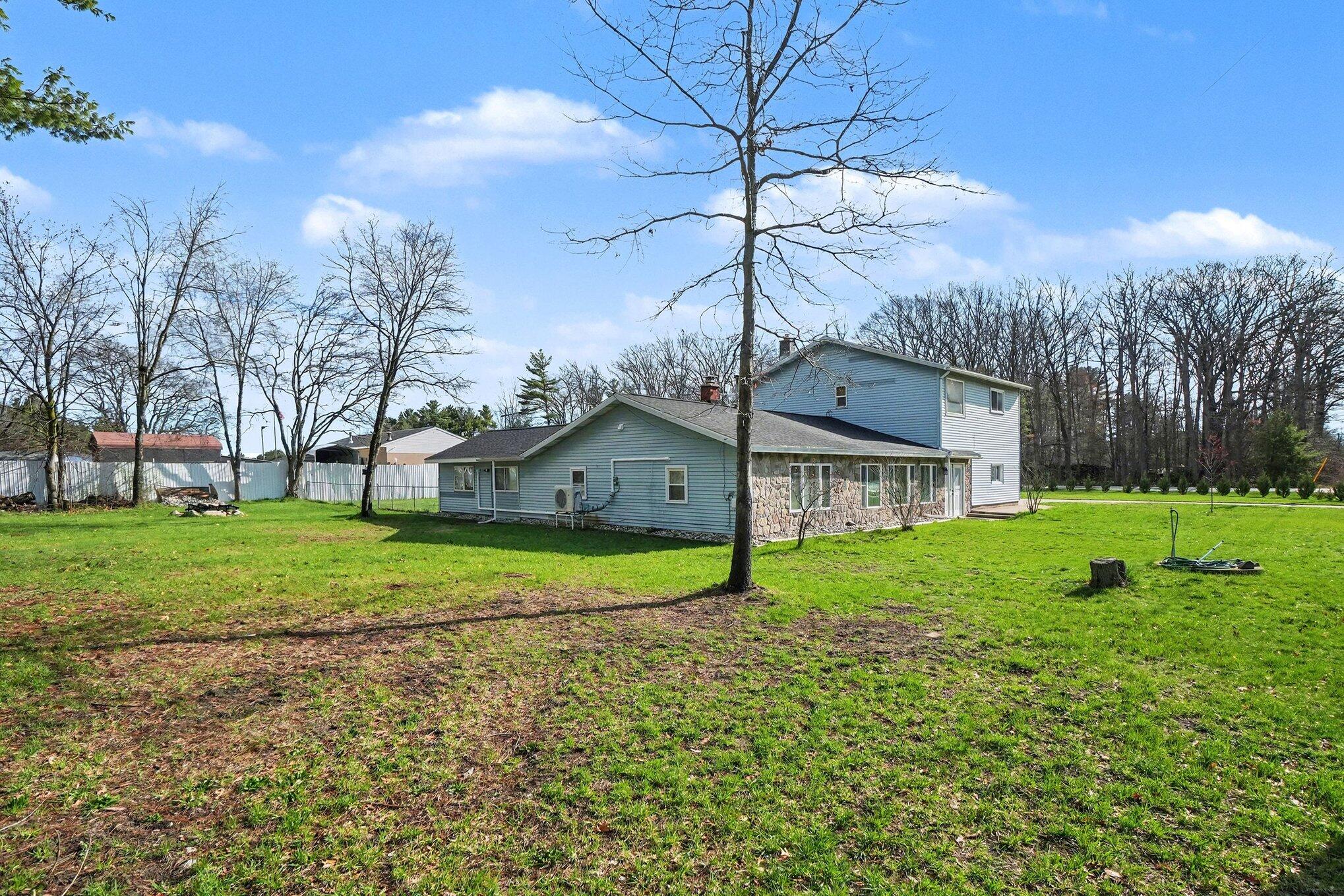 184 E Tyler Road Muskegon MI 49445