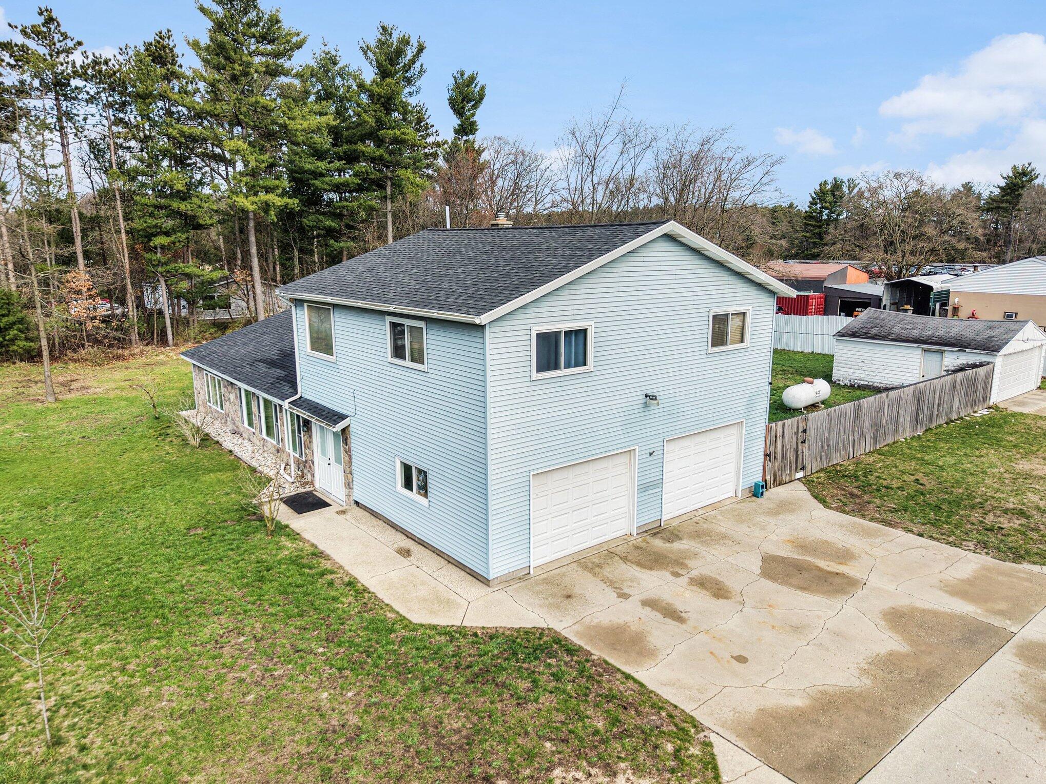 184 E Tyler Road Muskegon MI 49445