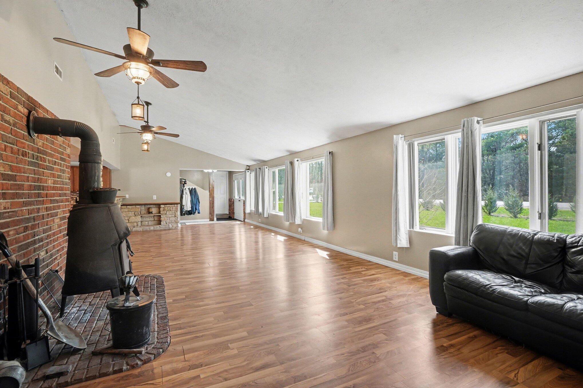 184 E Tyler Road Muskegon MI 49445