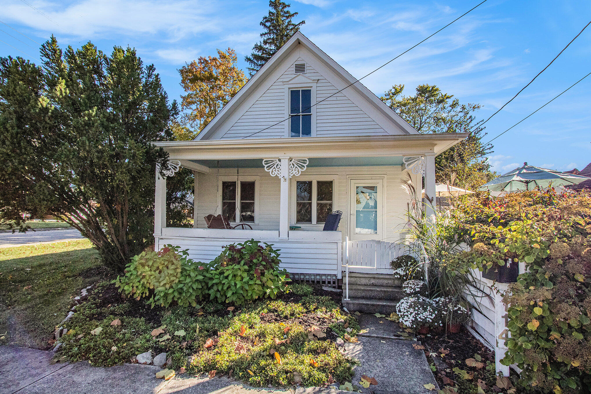 Three Oaks MI, 114 Sycamore Street