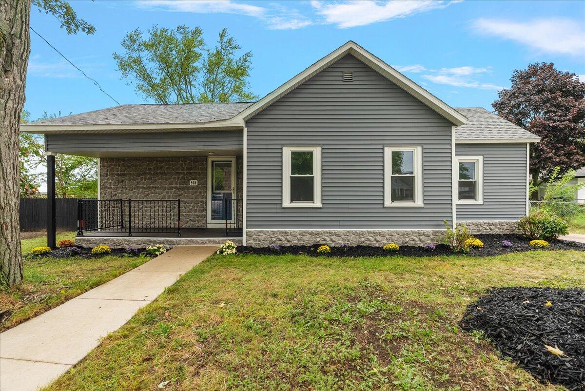 984 Evanston Avenue Muskegon MI 49442