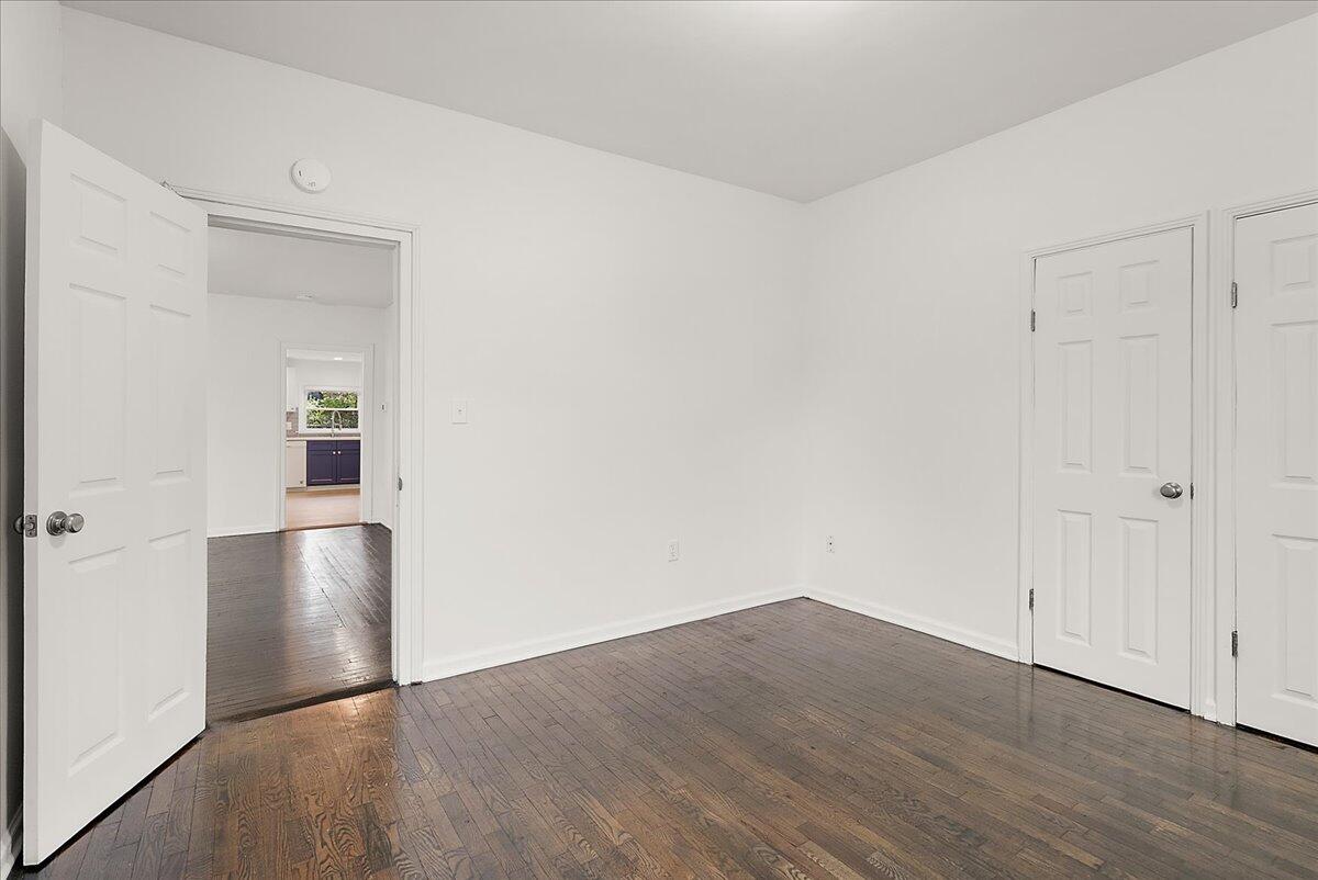 984 Evanston Avenue Muskegon MI 49442