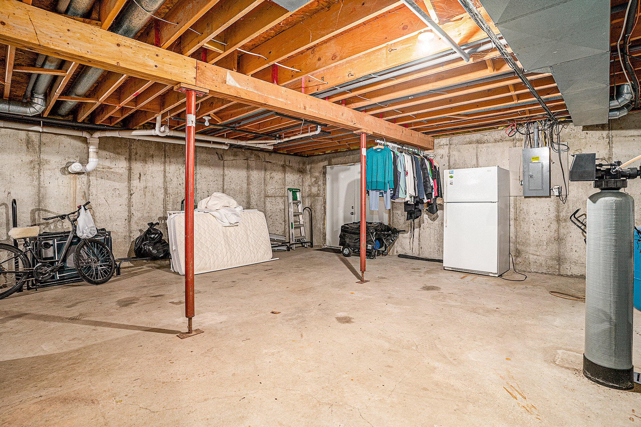 4667 52nd Street Holland MI 49423