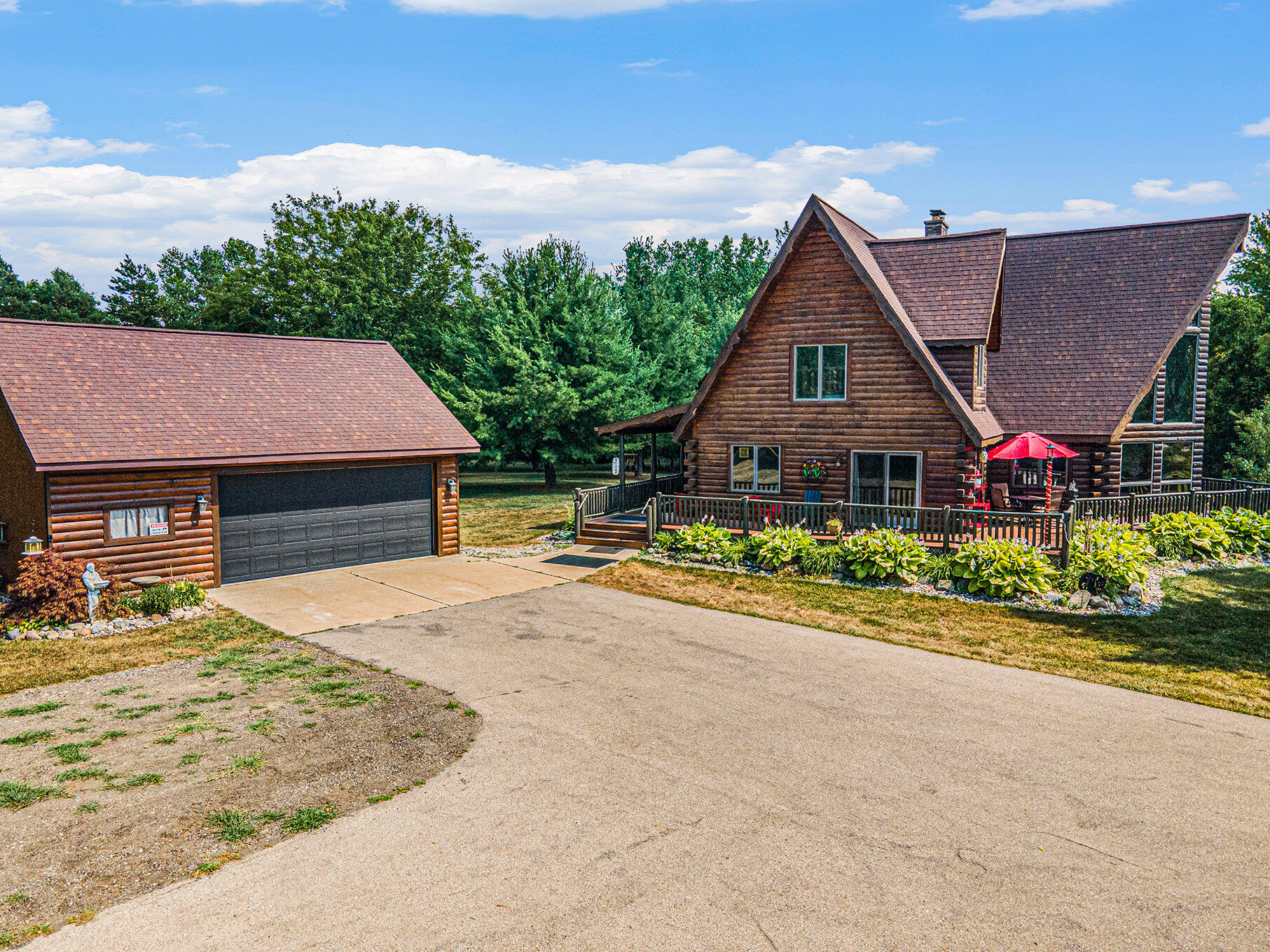 4667 52nd Street Holland MI 49423