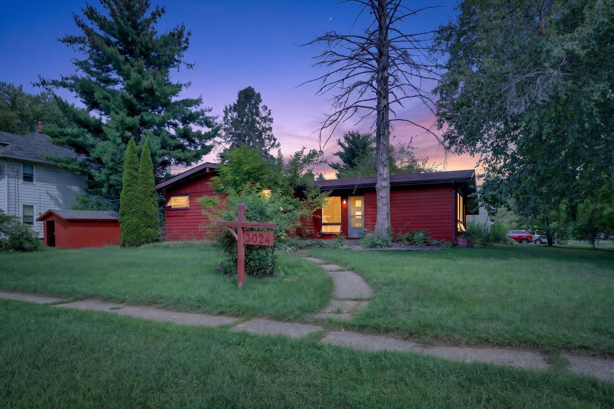 3024 Haskell Street Kalamazoo MI 49006