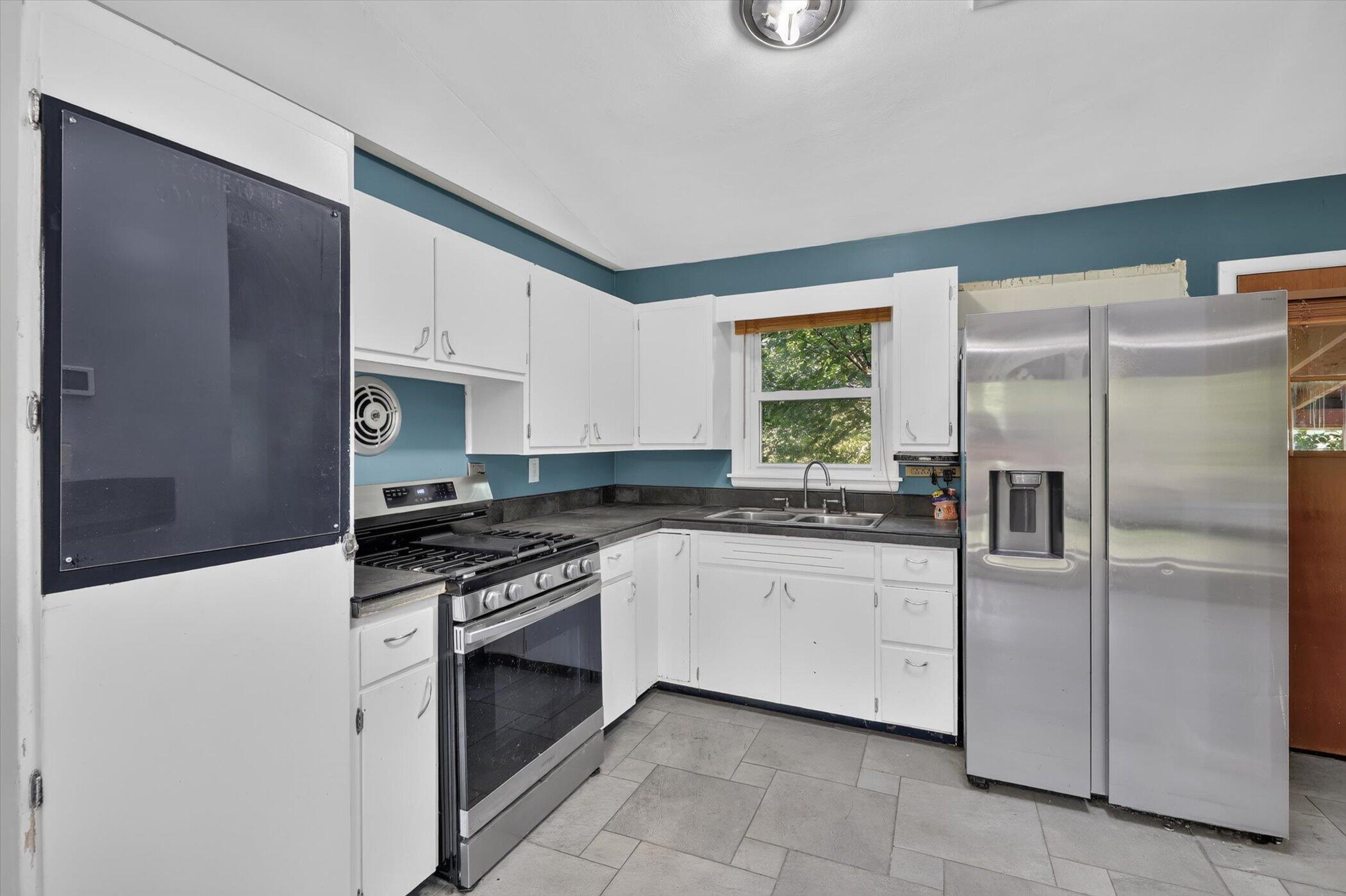 3024 Haskell Street Kalamazoo MI 49006