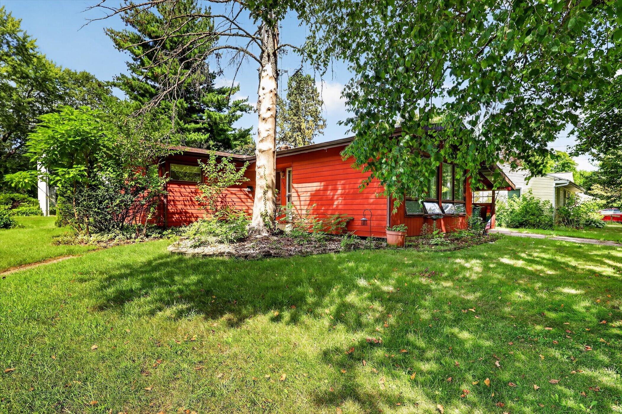 3024 Haskell Street Kalamazoo MI 49006
