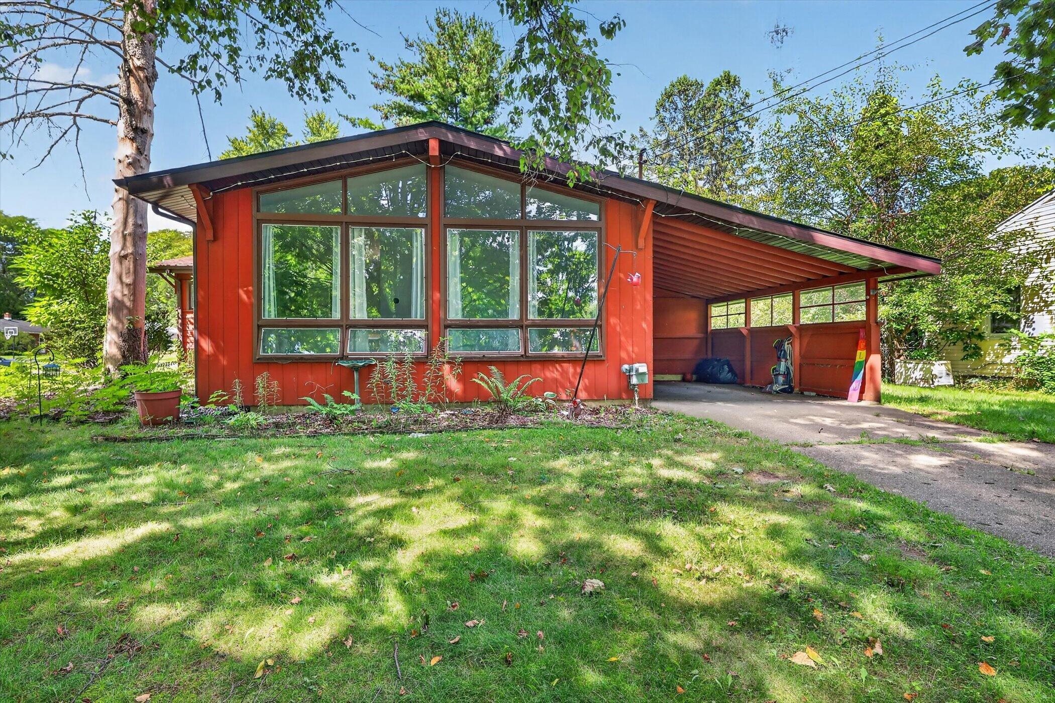 3024 Haskell Street Kalamazoo MI 49006