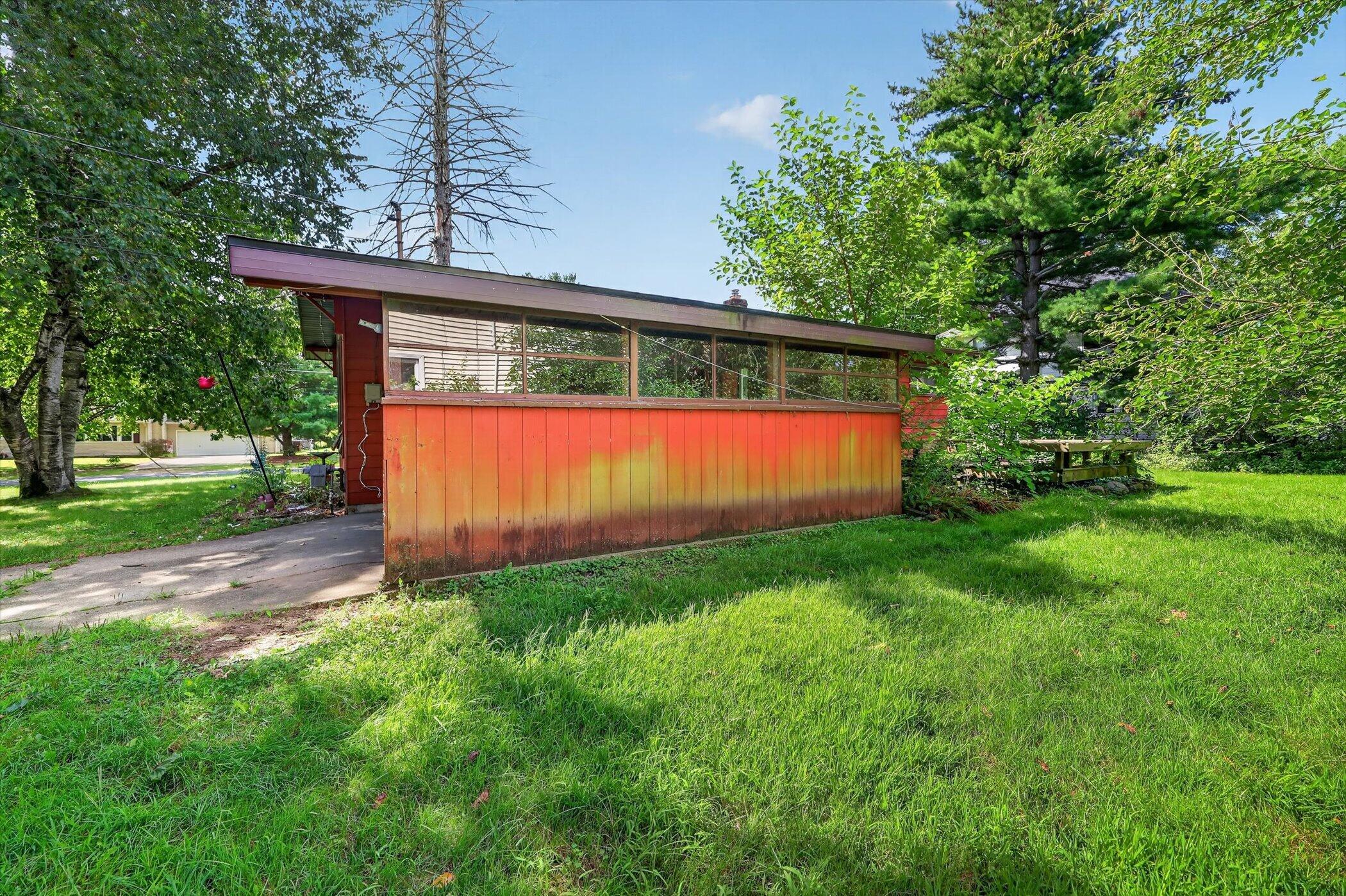 3024 Haskell Street Kalamazoo MI 49006
