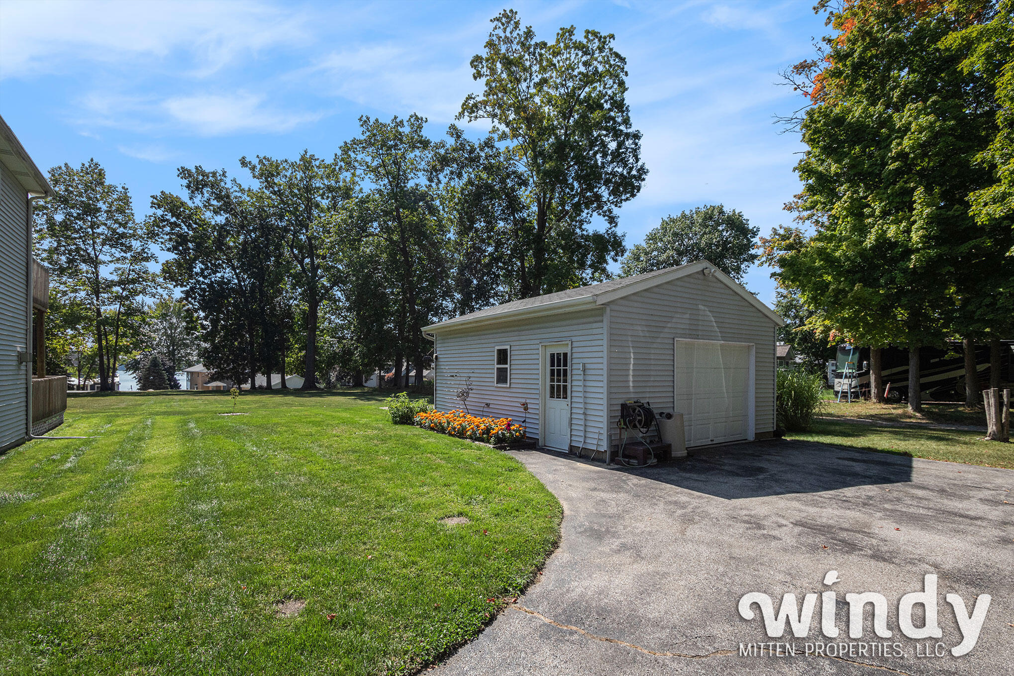 6206 Paw Paw Lake Road Coloma MI 49038