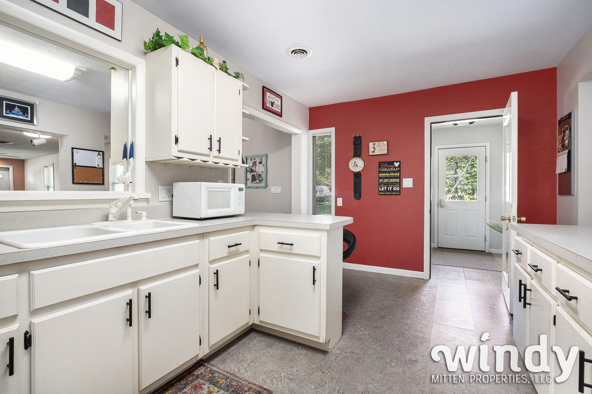 6206 Paw Paw Lake Road Coloma MI 49038