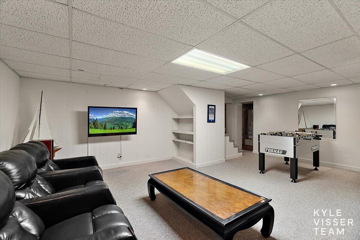 640 Cambridge Boulevard SE East Grand Rapids MI 49506
