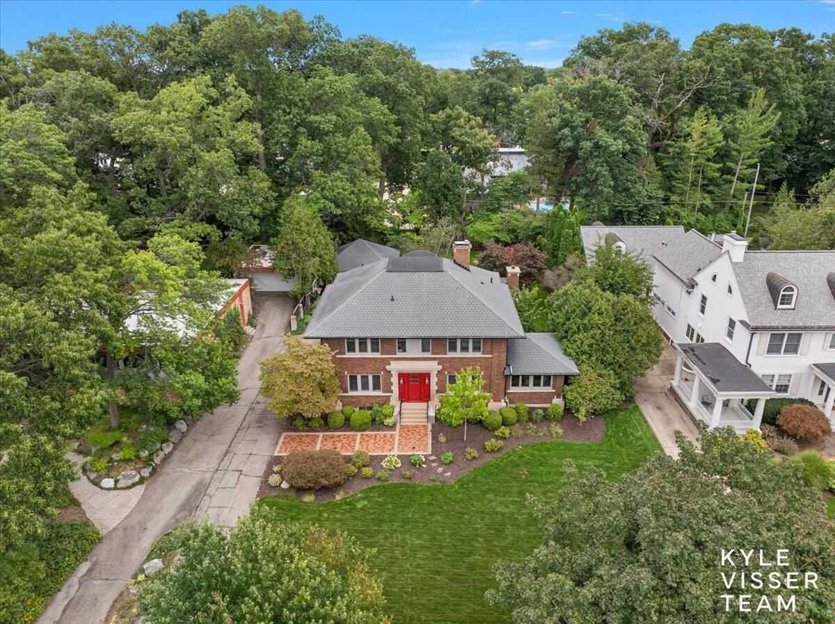 640 Cambridge Boulevard SE East Grand Rapids MI 49506
