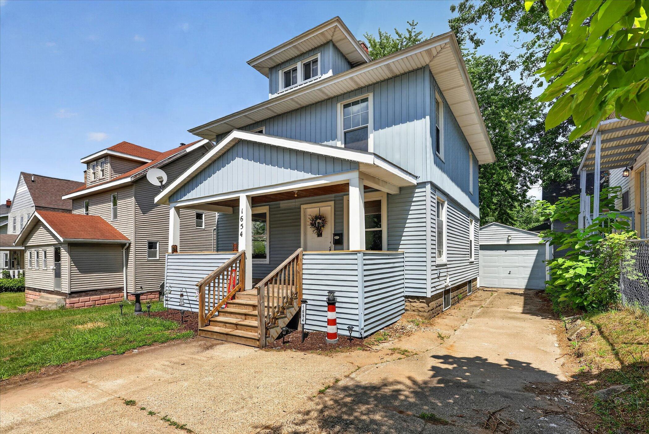 1654 Horton Avenue SE Grand Rapids MI 49507