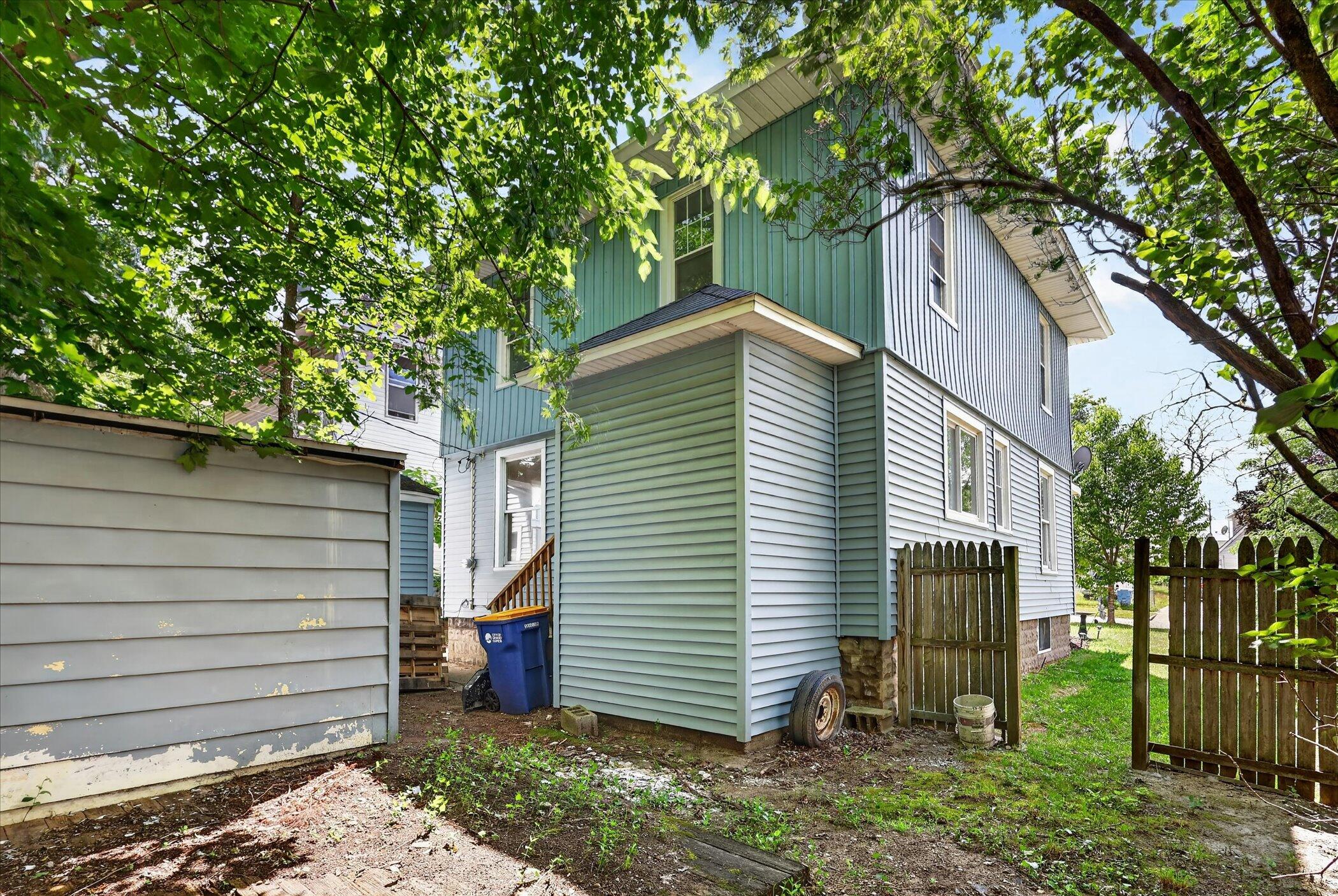 1654 Horton Avenue SE Grand Rapids MI 49507