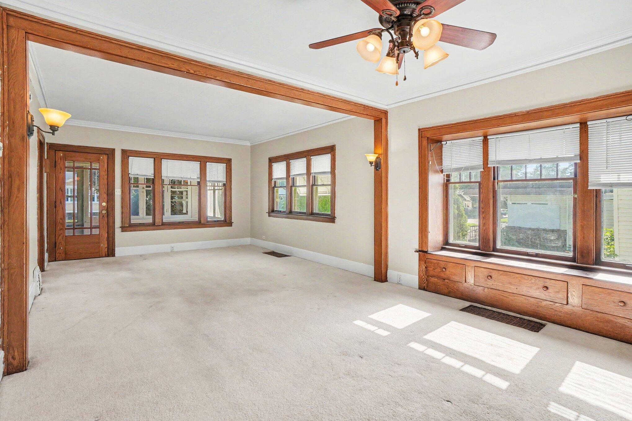 333 W 17th Street Holland MI 49423
