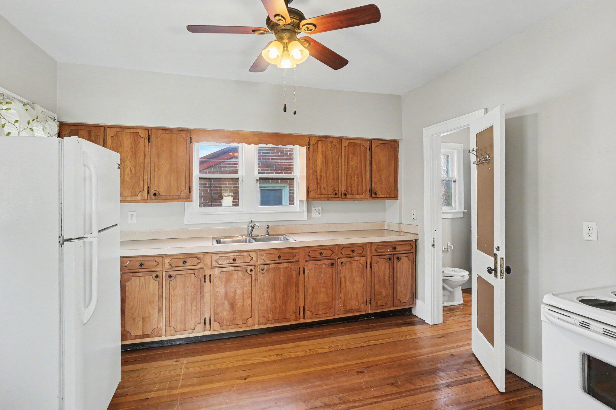 333 W 17th Street Holland MI 49423