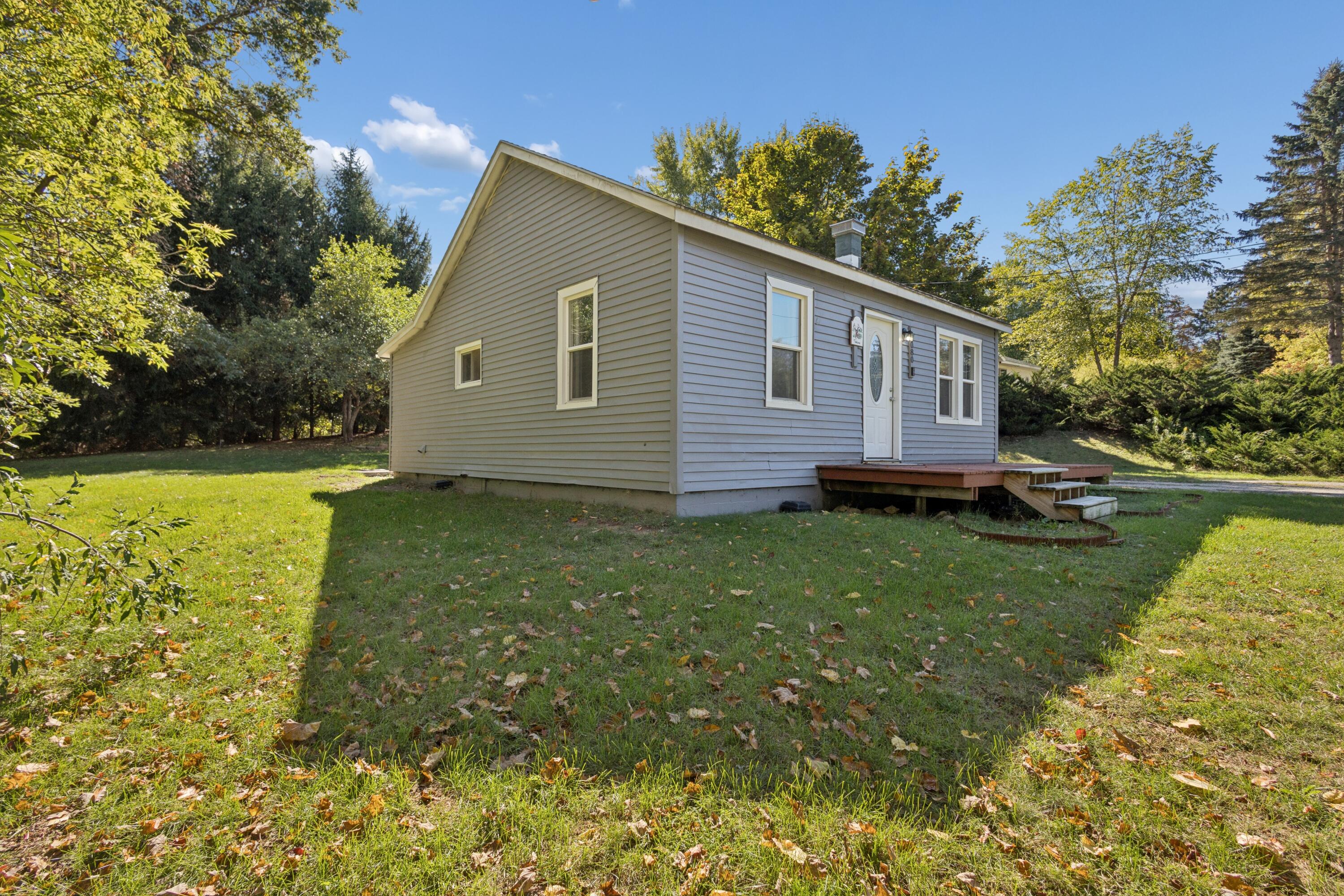 9080 Old Belding Road NE Rockford MI 49341