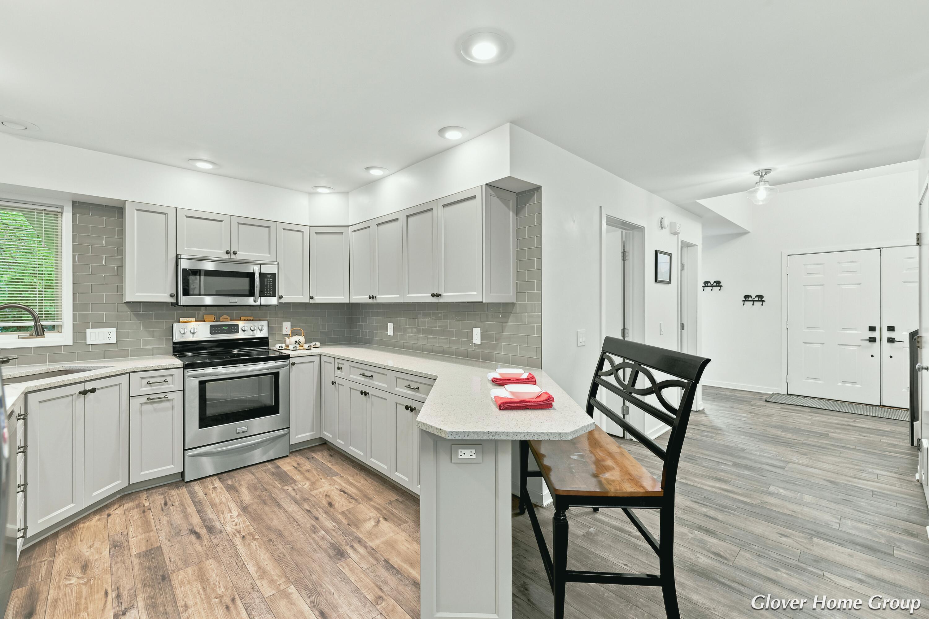 2511 Mcintosh Avenue NE Grand Rapids MI 49525