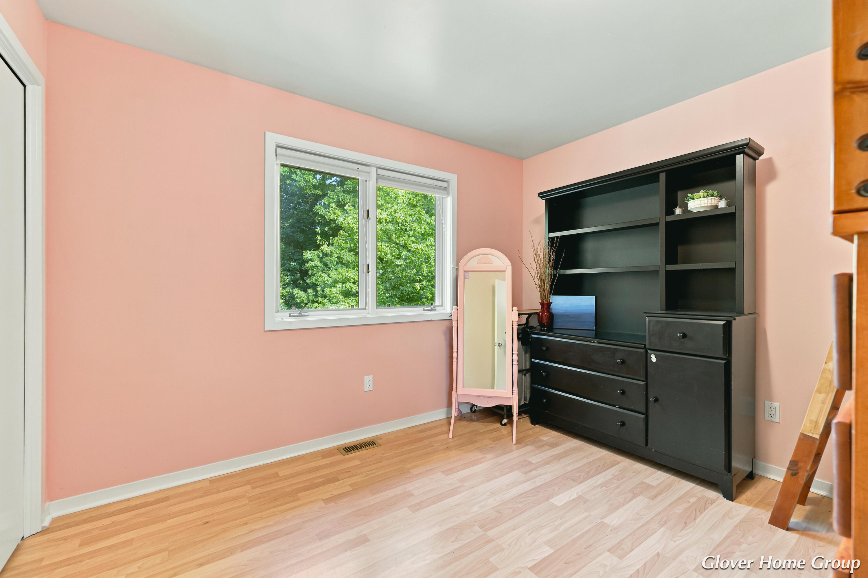 2511 Mcintosh Avenue NE Grand Rapids MI 49525