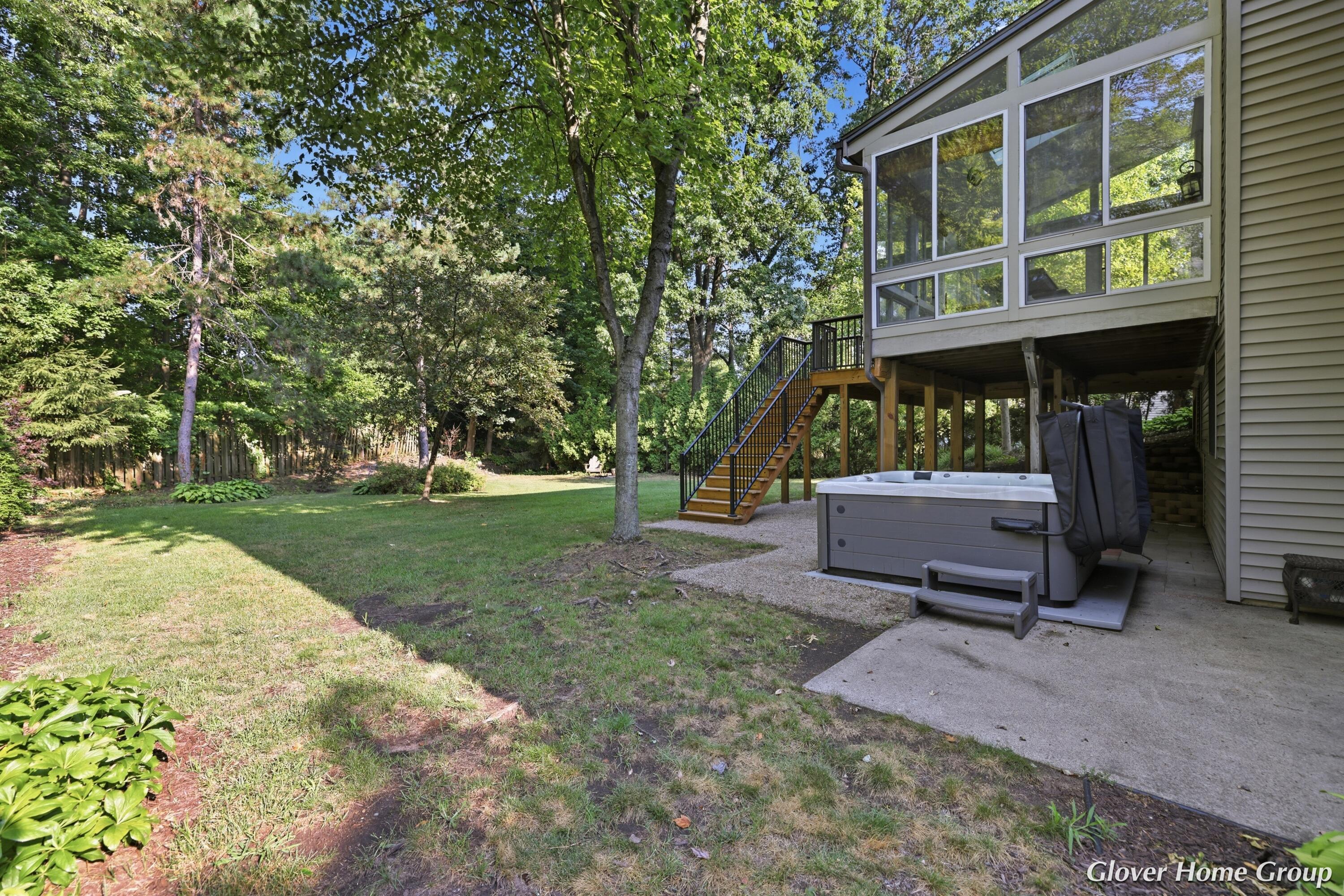 2511 Mcintosh Avenue NE Grand Rapids MI 49525