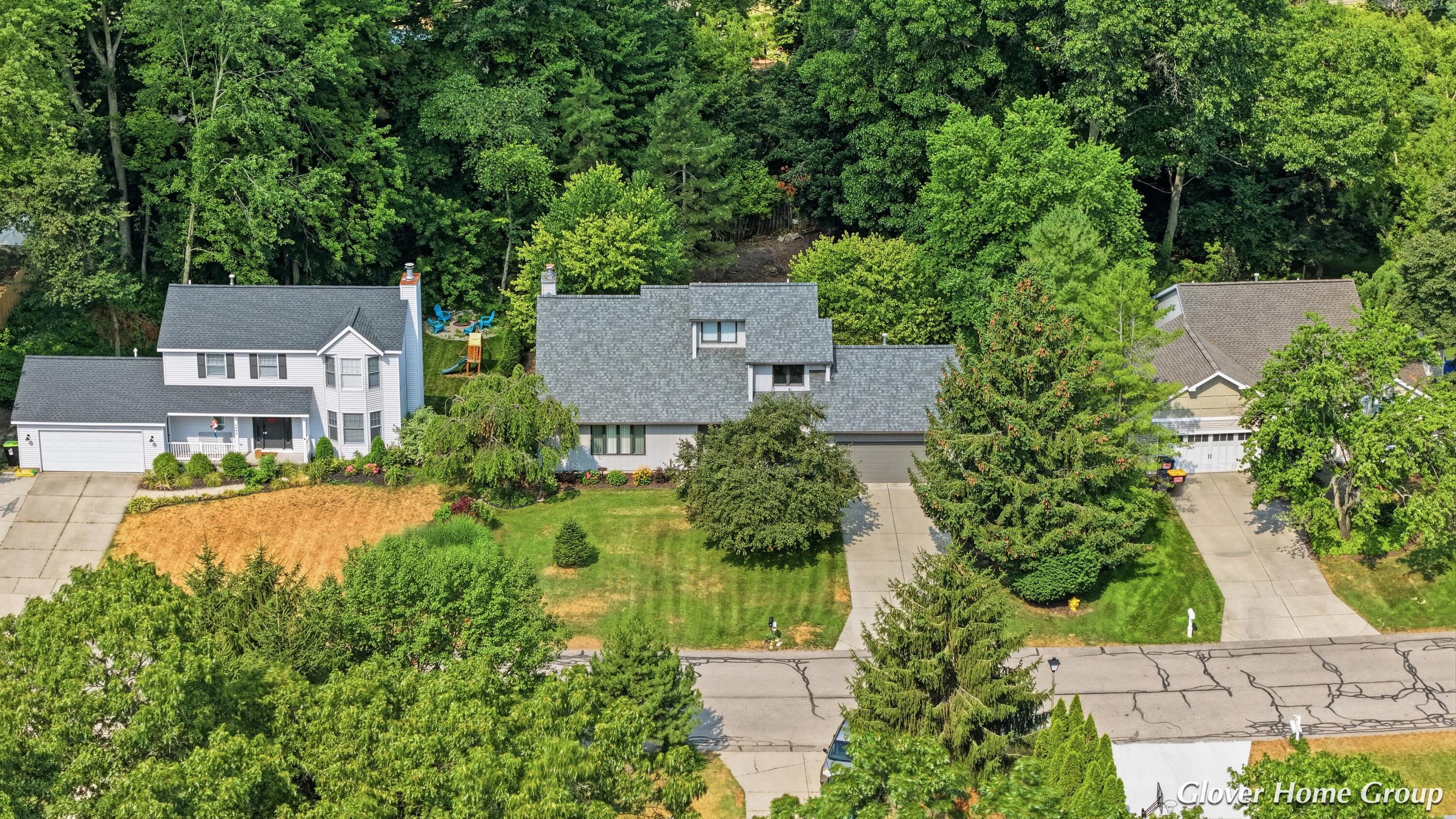 2511 Mcintosh Avenue NE Grand Rapids MI 49525